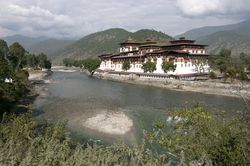 Rundreisen nach Bhutan – das Land des Donnerdrachens erkunden vom Rundreise Spezialisten